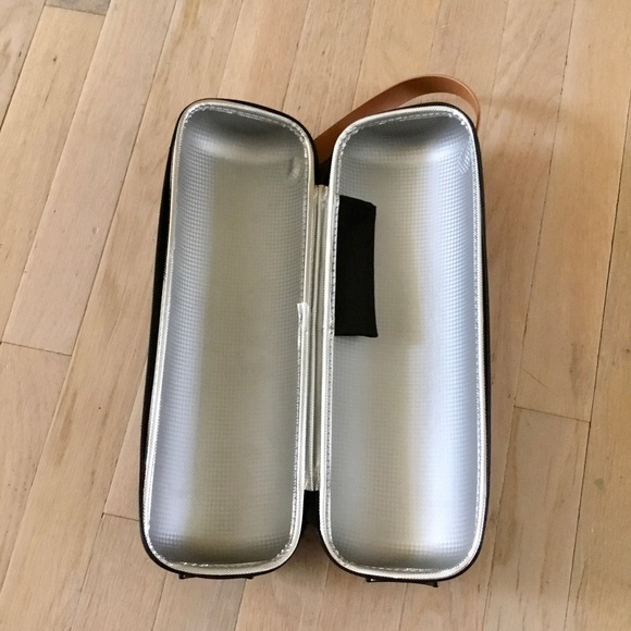 Black Wine Bottle Carrier - Picture 3 of 6